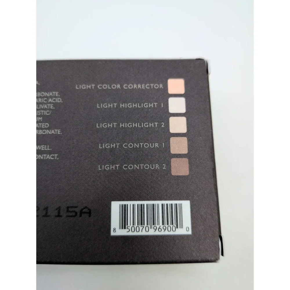 NIB!🥰m.ph by Mary Phillips Underpainting Face Highlight & Contour Palette Light